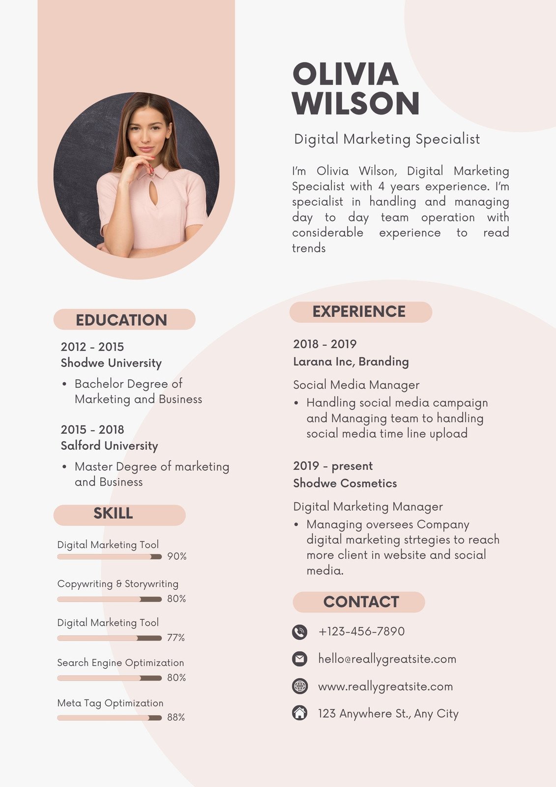 https://marketplace.canva.com/EAE9JeOMzxo/1/0/1131w/canva-white-modern-digital-marketing-specialist-resume-R4HDUd451-g.jpg