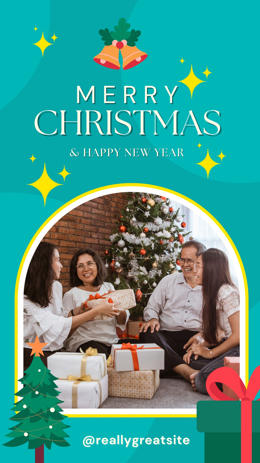 Page 12  People Christmas Tree Images - Free Download on Freepik