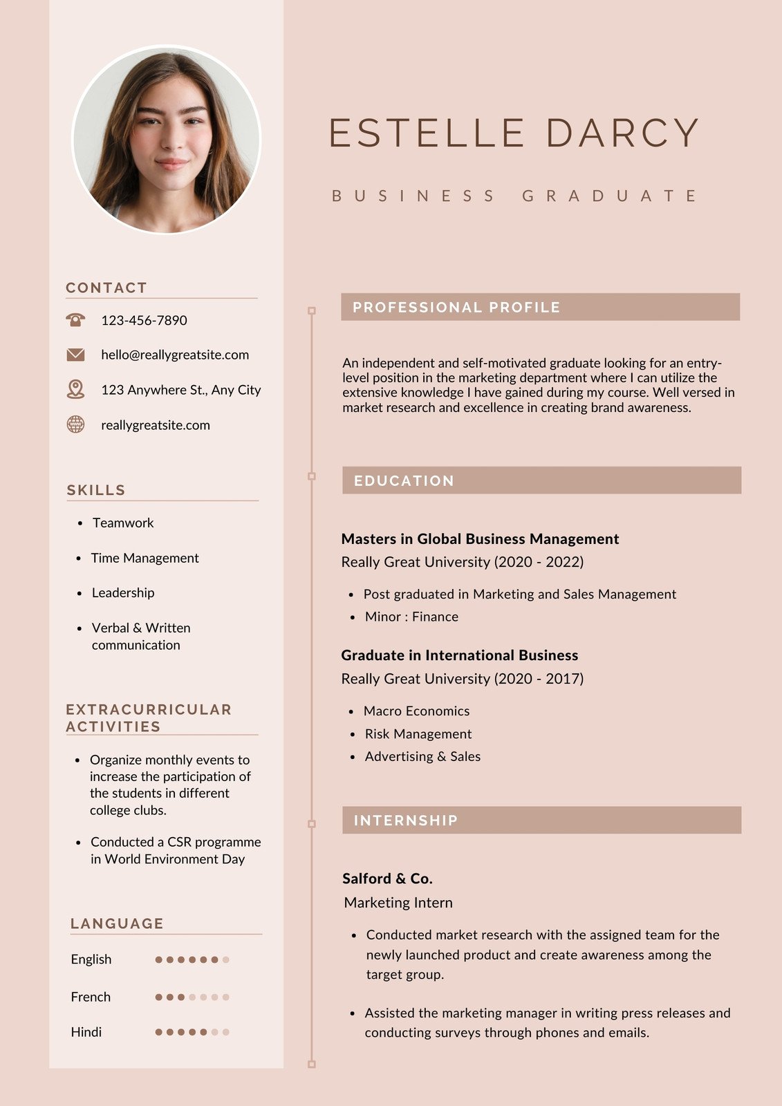 Page 2 - Free printable, customizable college resume templates | Canva