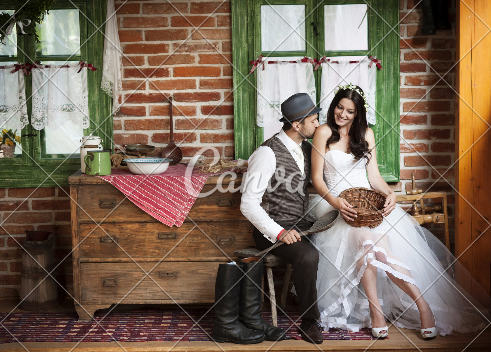 Bride And Groom Country Style Wedding Photos By Canva