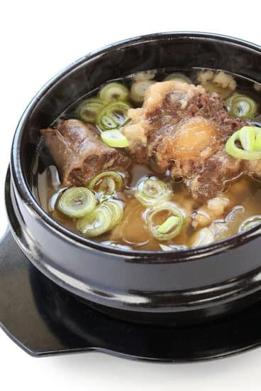 Korean Oxtail Soup Photos By Canva