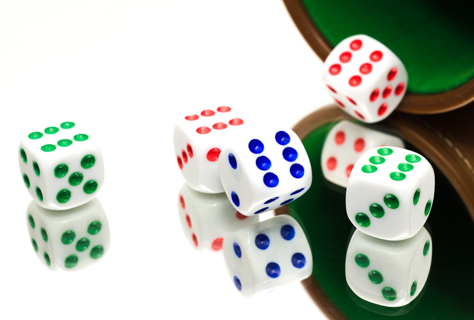 宝くじの当せん確率を上げるためのコツを7つ紹介。