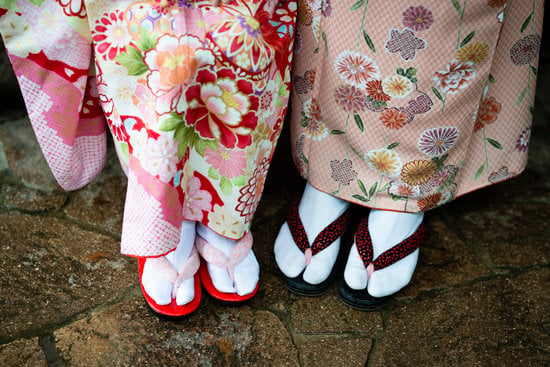 Mother and daughter wearing kimono - Photos by Canva