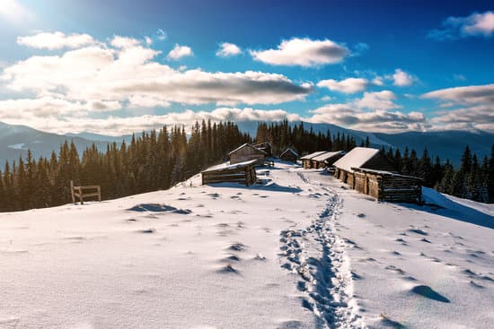 Cabin In The Mountains In Winter Photos By Canva