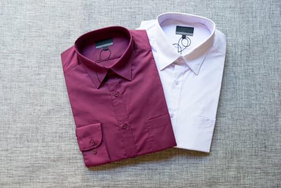 DAILY - Our Daily Diaries - Page 2 Canva-close-up-of-a-collection-of-violet-folded-men%27s-shirts-MADXoL7g6Rg