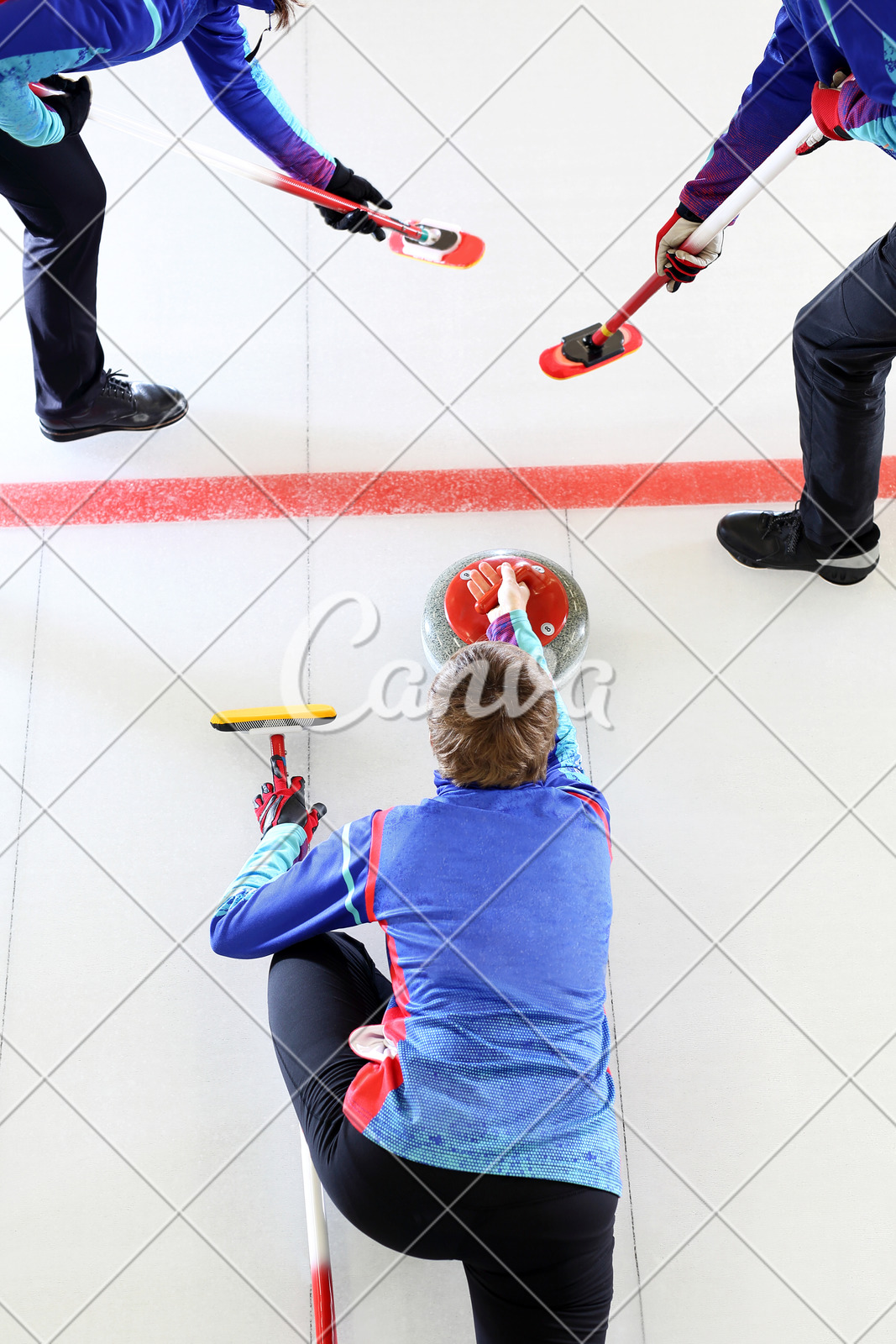 Curling Match Young People On The Ice Rink Photos By Canva