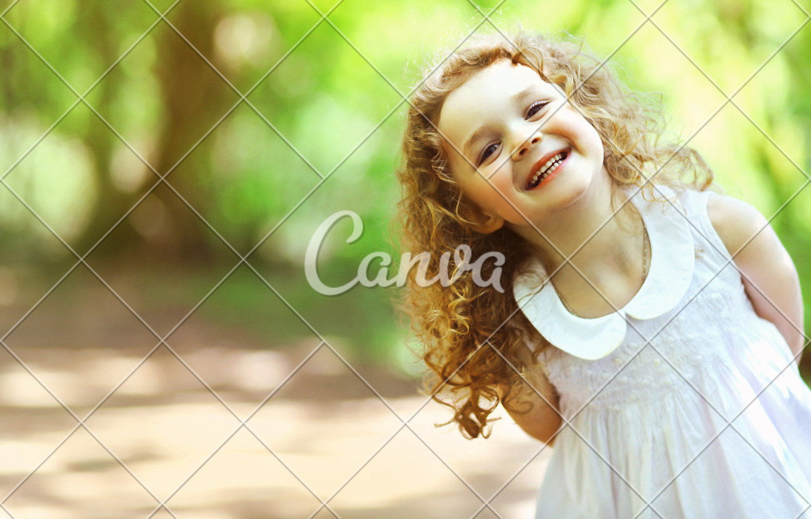 Cute Baby Girl Shone With Happiness Curly Hair Charming
