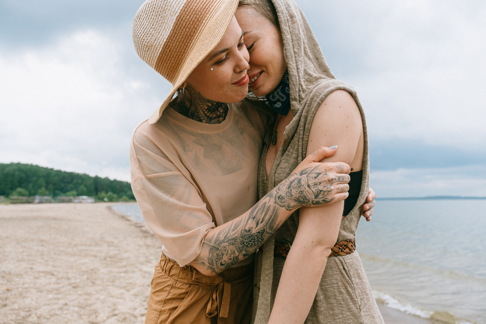 Woman Hugging Another Woman Photos By Canva 