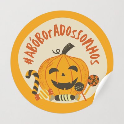 Desenho de adesivo de abóbora de halloween simples e ilustrativo